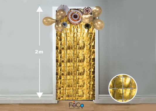 CORTINA METALICA CUADRITOS DORADO 1X2M X1U