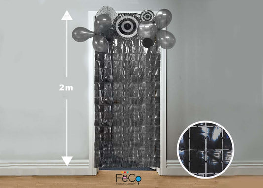 CORTINA METALICA CUADRITOS NEGRO 1X2M X1U